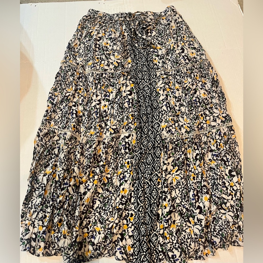 Nordstrom Black and White Floral Maxi Skirt size large Boho
